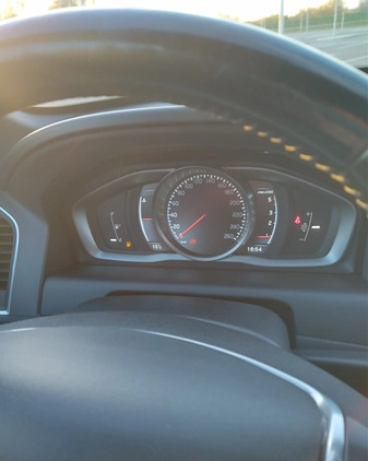 Volvo XC 60 cena 68800 przebieg: 258000, rok produkcji 2014 z Tarnobrzeg małe 121